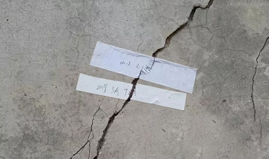 如何挑选早期混凝土裂缝用的灌缝胶？