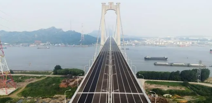 S级南京曼卡特后扩底锚栓，通过抗震、耐疲劳防松测试